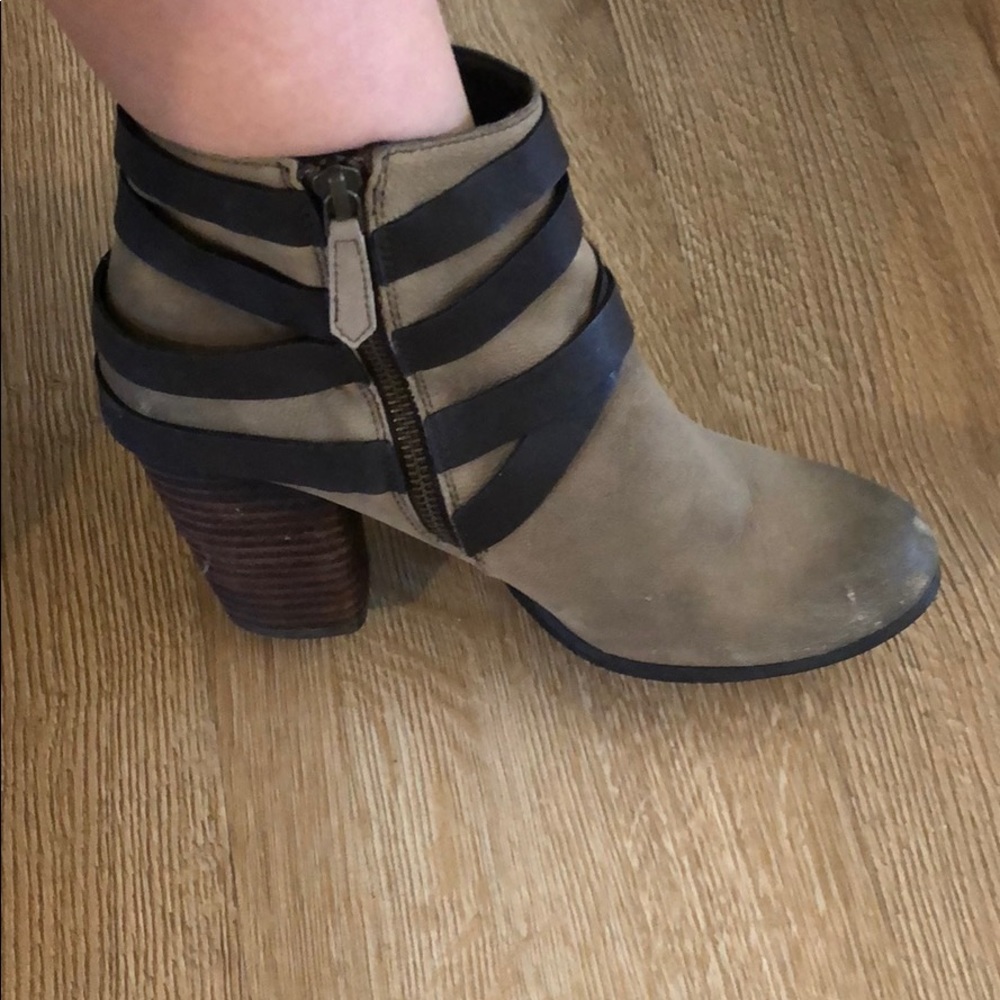 Nordstrom BP leather bootie size 8